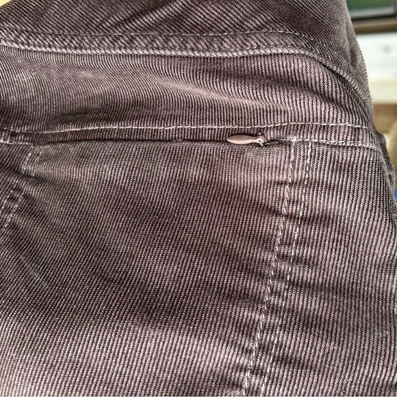 Athleta Vintage Ridge Corduroy Skirt Size 2 - Picture 7 of 7